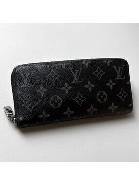 Louis Vuitton Monogram Eclipse Zippy Wallet Horizontal